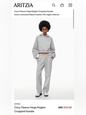 Aritzia Cozy Fleece Mega Raglan Cropped Hoodie - Black